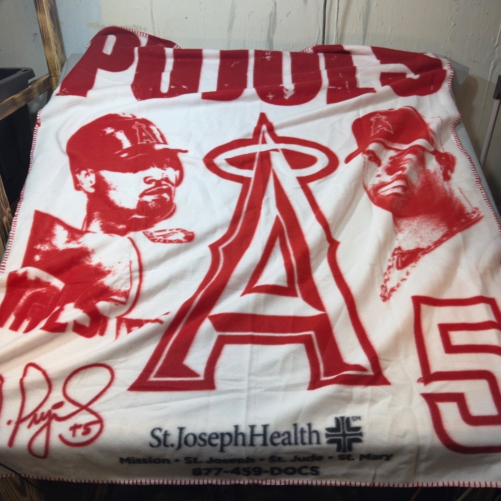 Los Angeles Angels Baseball Blanket‎ Albert Pujols Red White 55x45